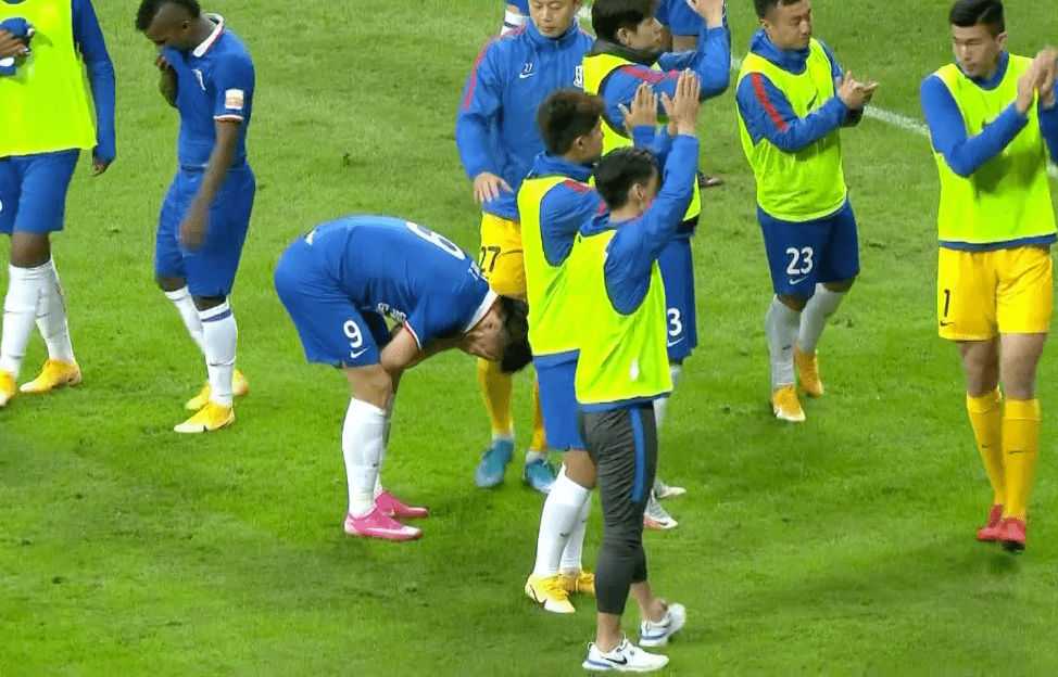 开云体育入口-英格兰羽毛球队完胜印度羽毛球队，斯里坎特制霸全场的简单介绍