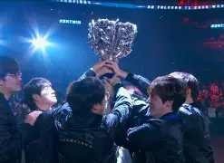 JDG碾压FLY,CoreJJ打出惊人五杀宿命之战2025世界赛,留下经典瞬间的简单介绍 JDG碾压FLY,CoreJJ打出惊人五杀宿命之战2025世界赛,留下经典瞬间的简单介绍